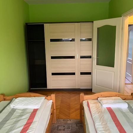 Malom Vendégház Szarvas Esterno foto